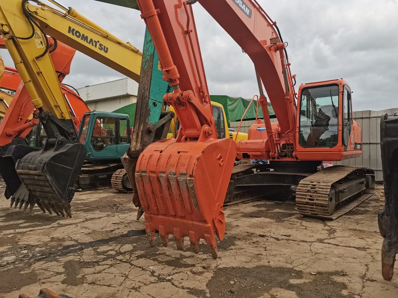 2016 Doosan DH225LC-7 Crawler Excavator