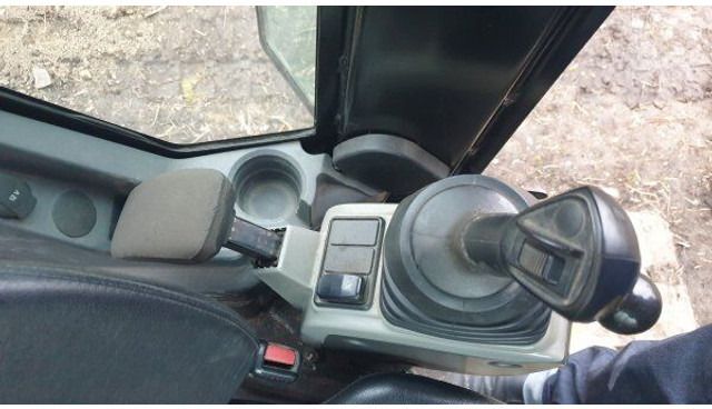 2016 Caterpillar 305E2 Mini Excavator