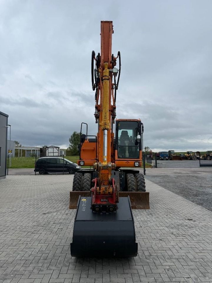 2013 Komatsu PW148-8 Wheel Excavator