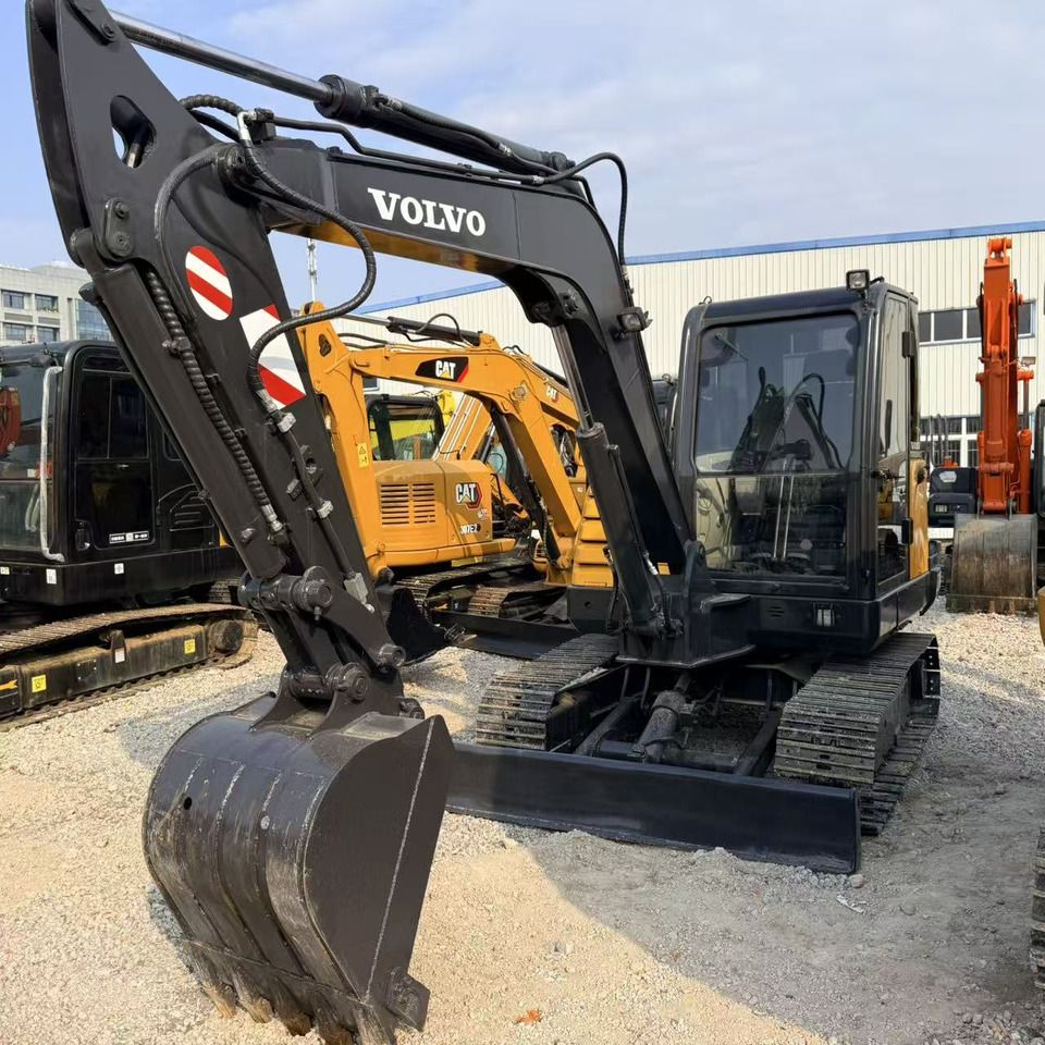 2023 Volvo EC60D Crawler Excavator