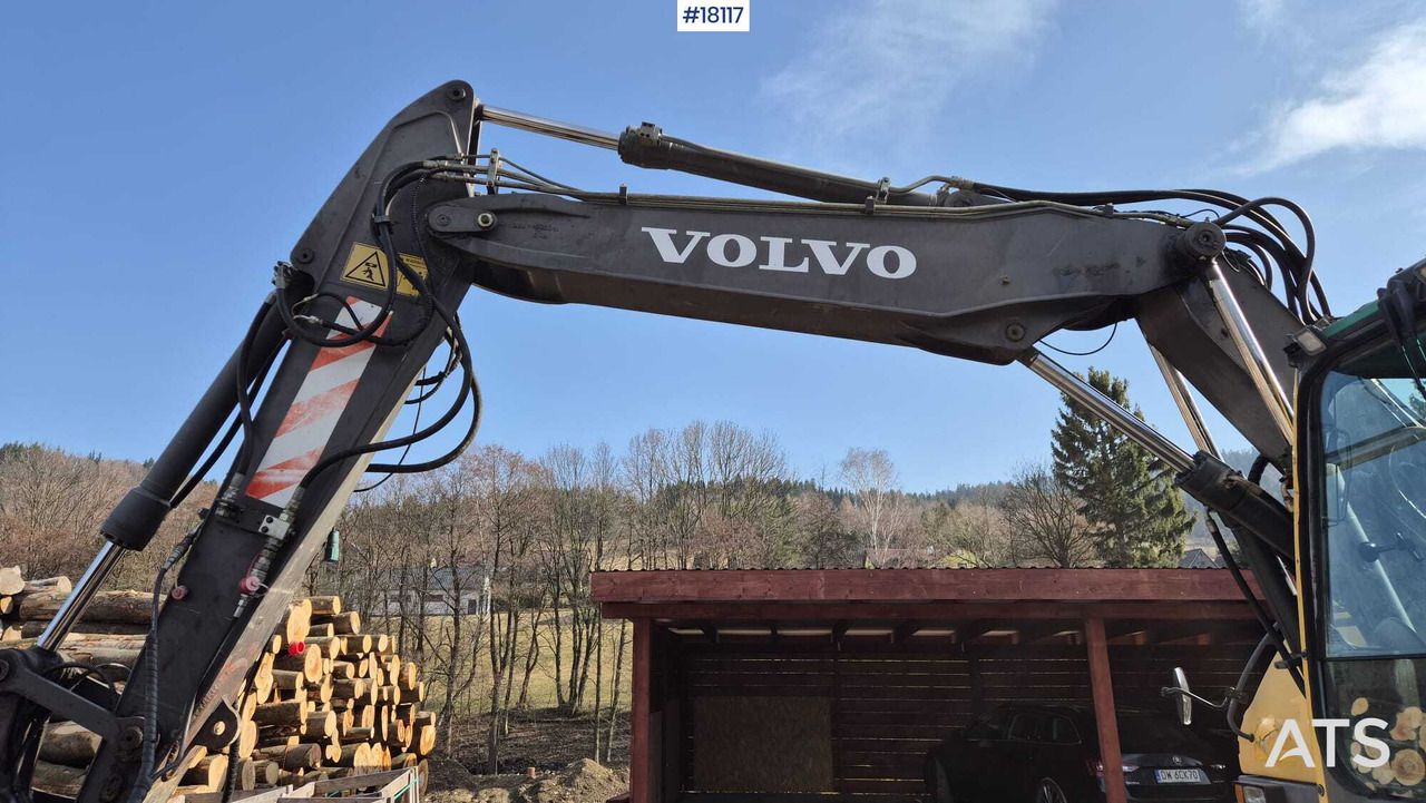 2005 Volvo EW140B Wheel Excavator