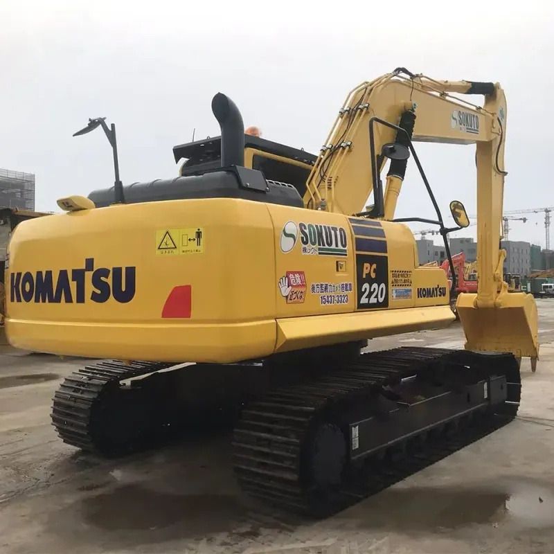 2022 Komatsu PC220 Crawler Excavator