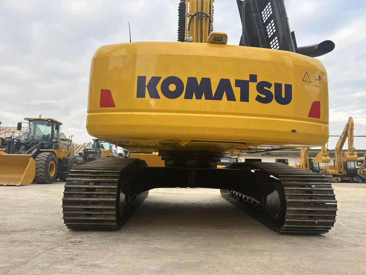 2023 Komatsu PC240LC-8 Crawler Excavator