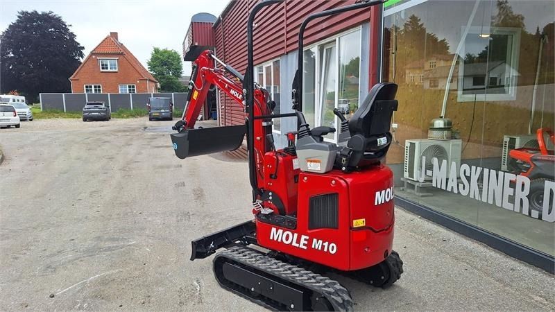 Mole M10 Mini Excavator
