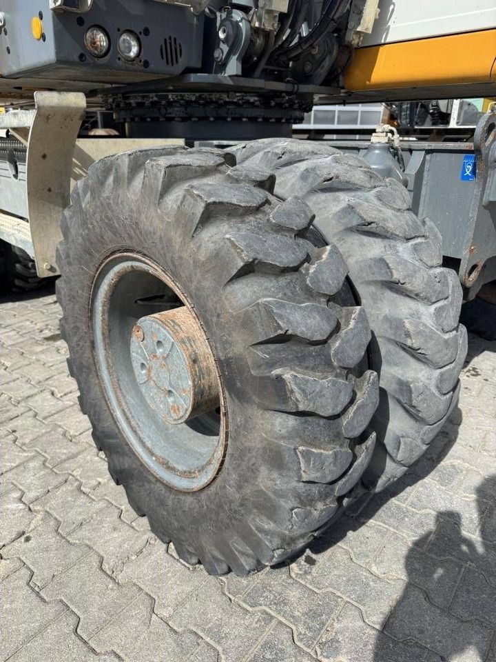 2016 Liebherr A920 LITRONIC Wheel Excavator
