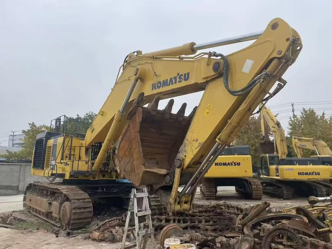 2019 Komatsu PC1250-8 Crawler Excavator