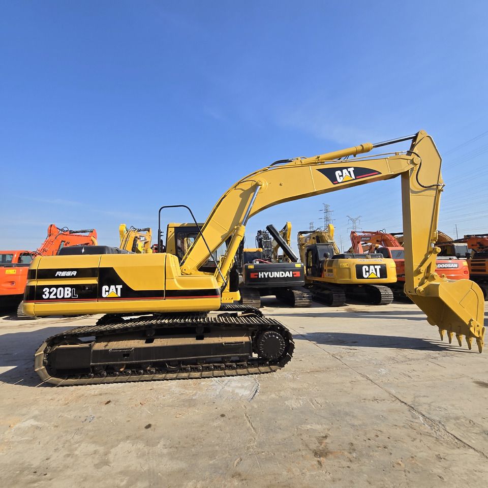 2020 Caterpillar 320BL Crawler Excavator