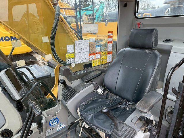 2016 Caterpillar 320E Crawler Excavator