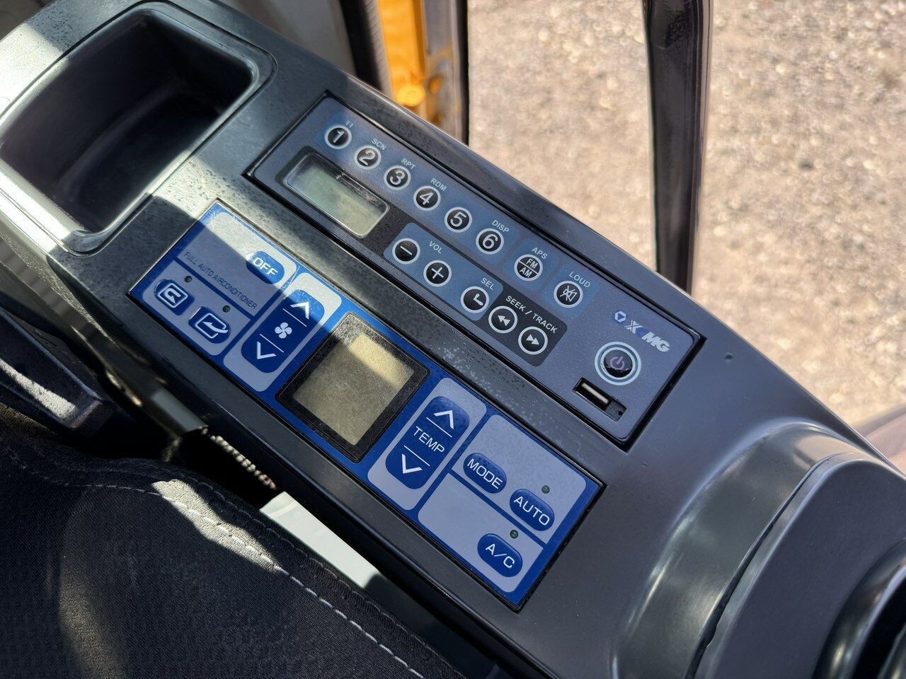 2018 XCMG XE 250C Crawler Excavator