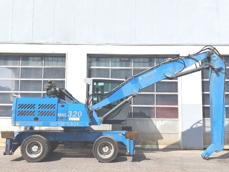 2011 Fuchs MHL320D Material Handler