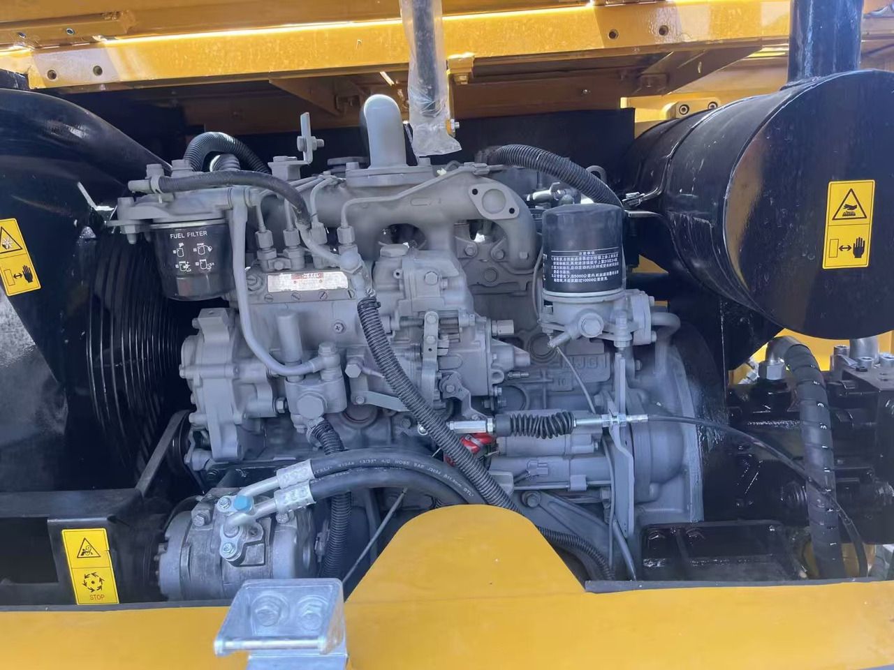 2022 Caterpillar 323D2L Crawler Excavator