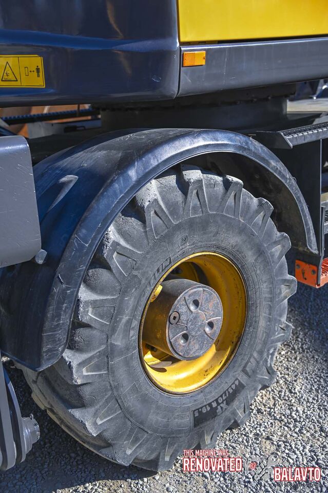 2019 Volvo EWR150E Wheel Excavator