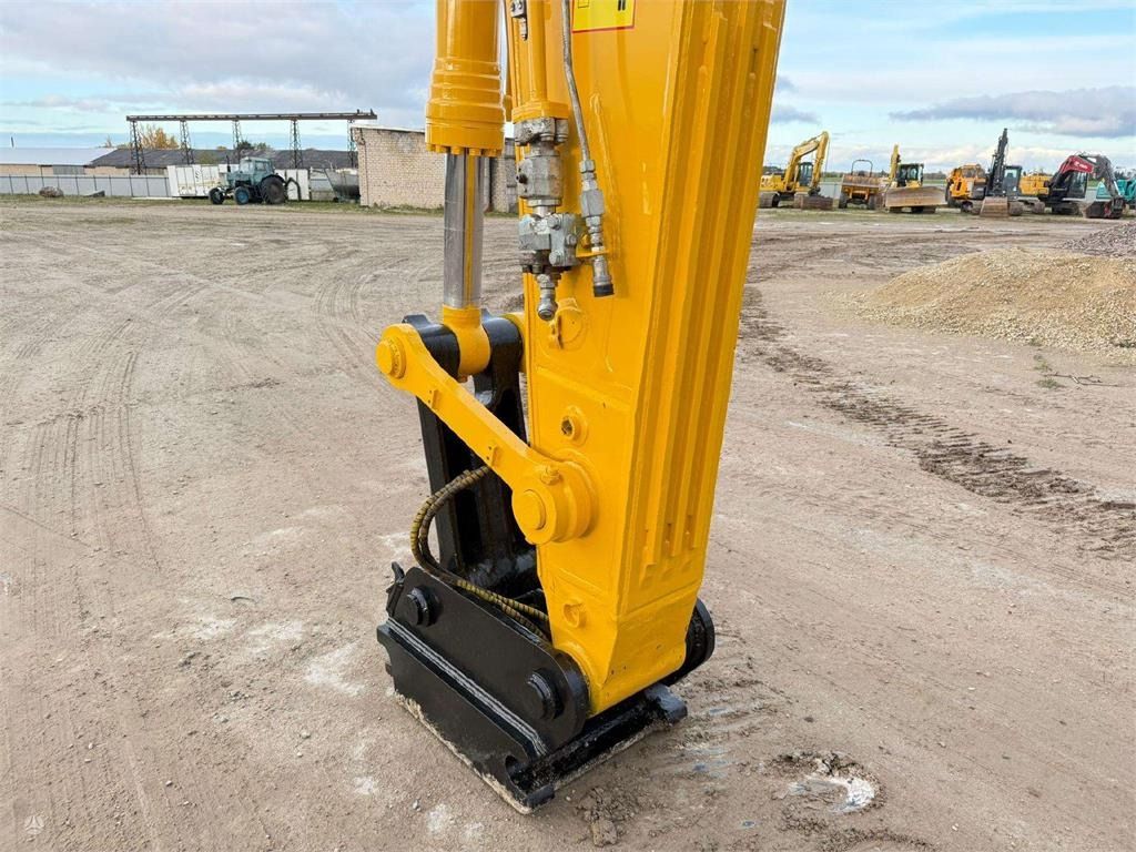 2017 Komatsu PC360LC-10 Crawler Excavator