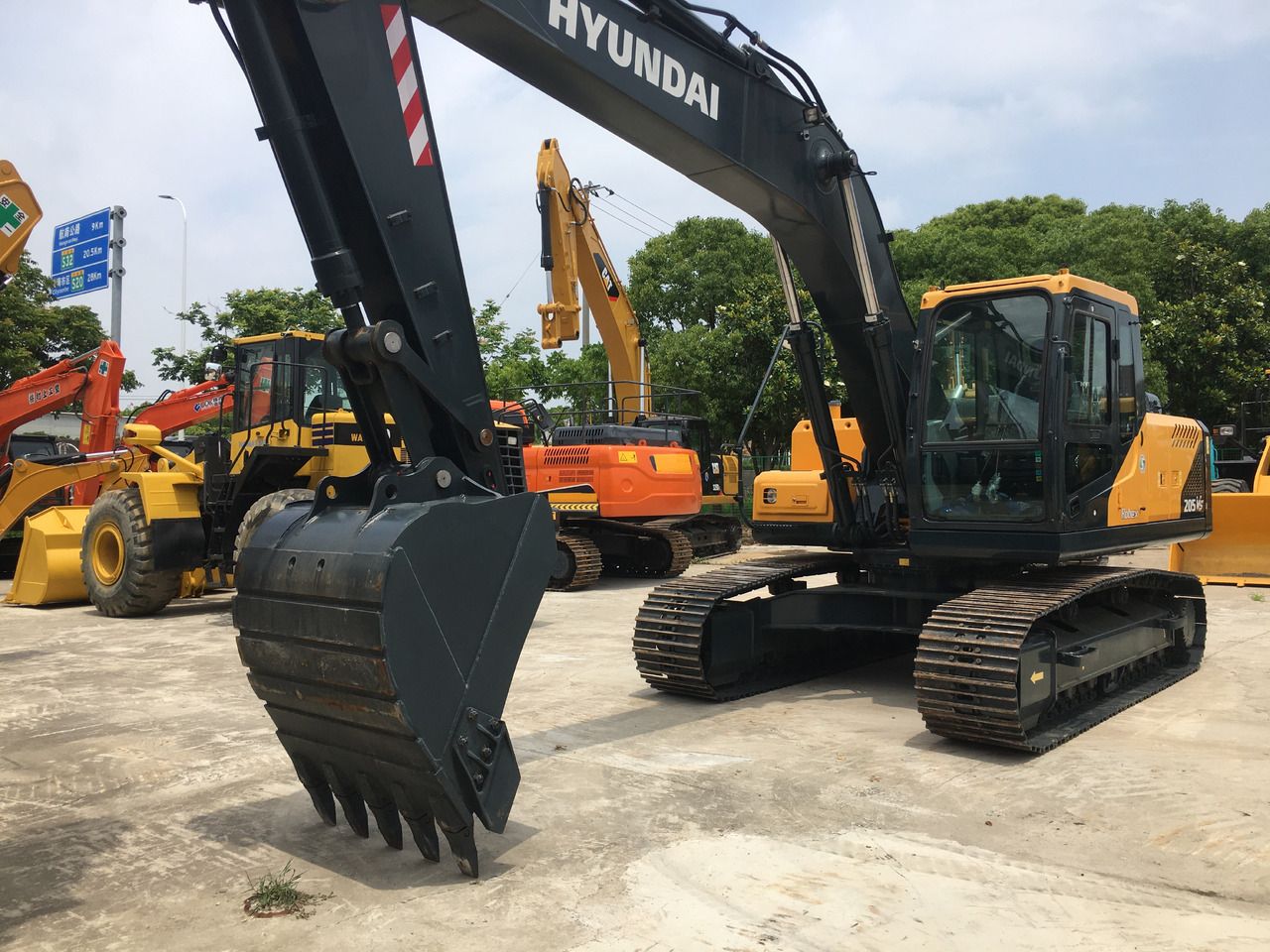 2026 Hyundai 205VS Crawler Excavator