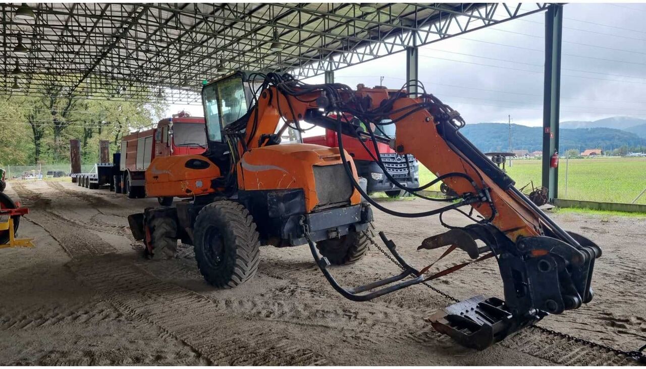 Gallmac WMW 115 Wheel Excavator