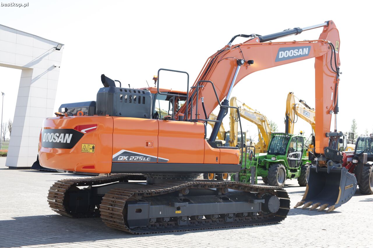 2022 Doosan DX225LC-7 Crawler Excavator