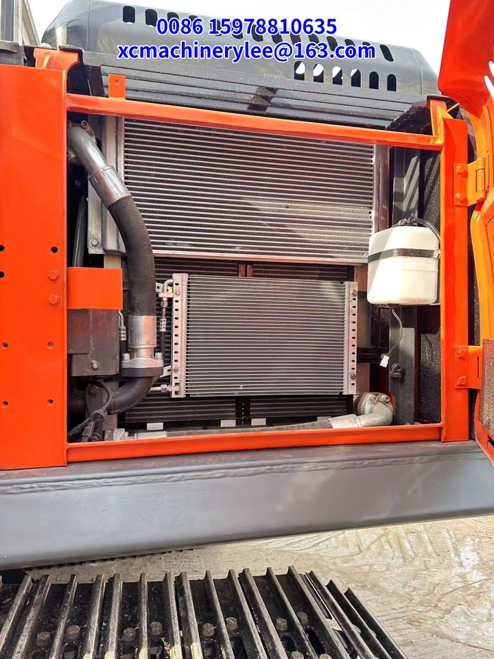 2022 Doosan 225LC Crawler Excavator
