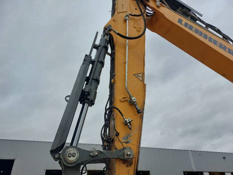 2019 Liebherr R936LC Crawler Excavator