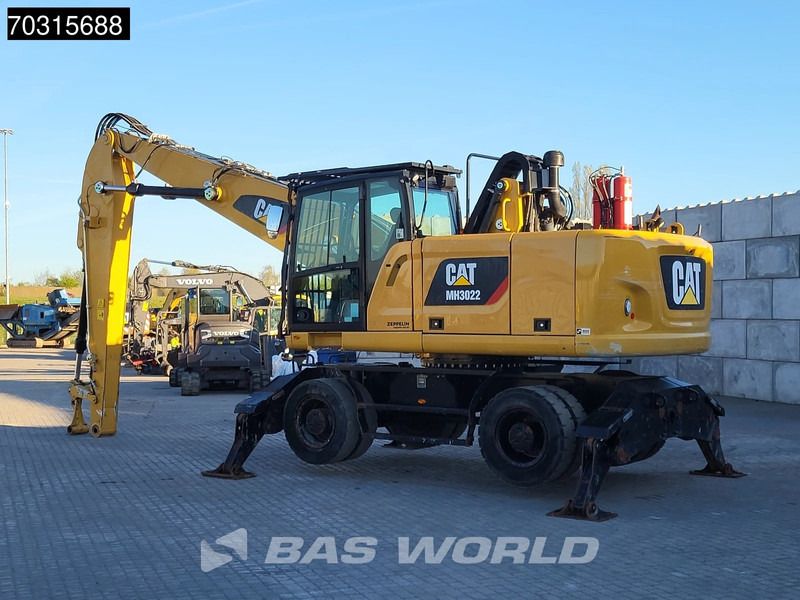 2019 Caterpillar MH3022 Material Handler