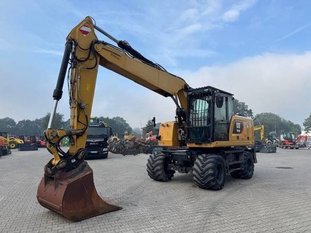 2020 Caterpillar M320F Wheel Excavator