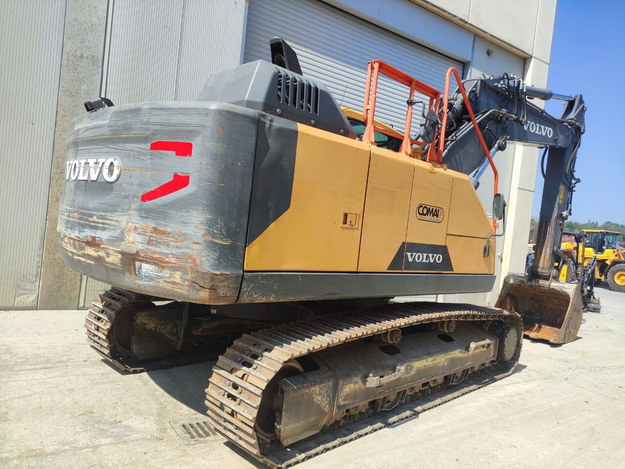 2016 Volvo EC220ENL Crawler Excavator