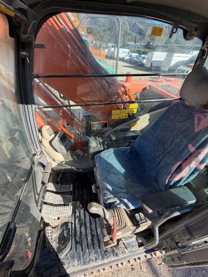 2007 Hitachi ZX210 Crawler Excavator