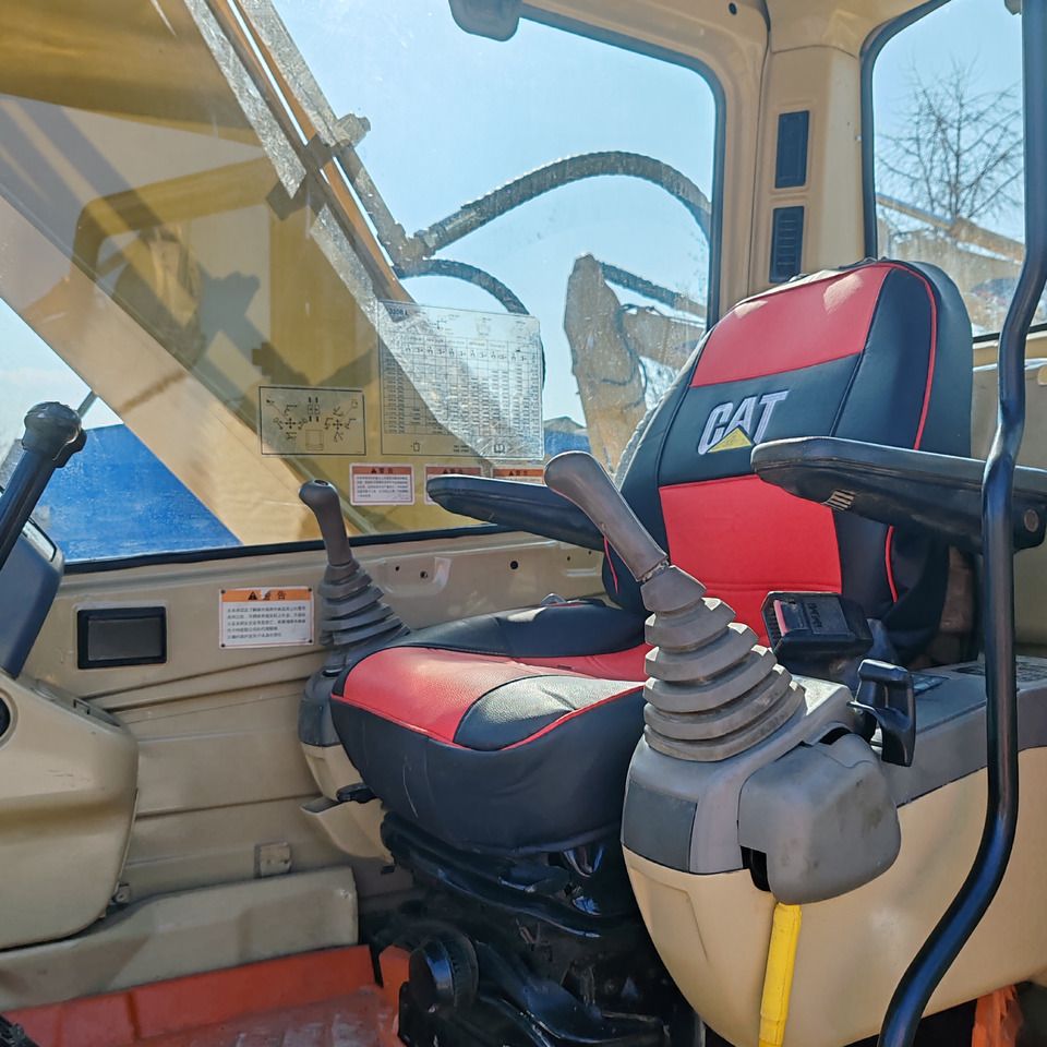 2018 Caterpillar 320BL Crawler Excavator