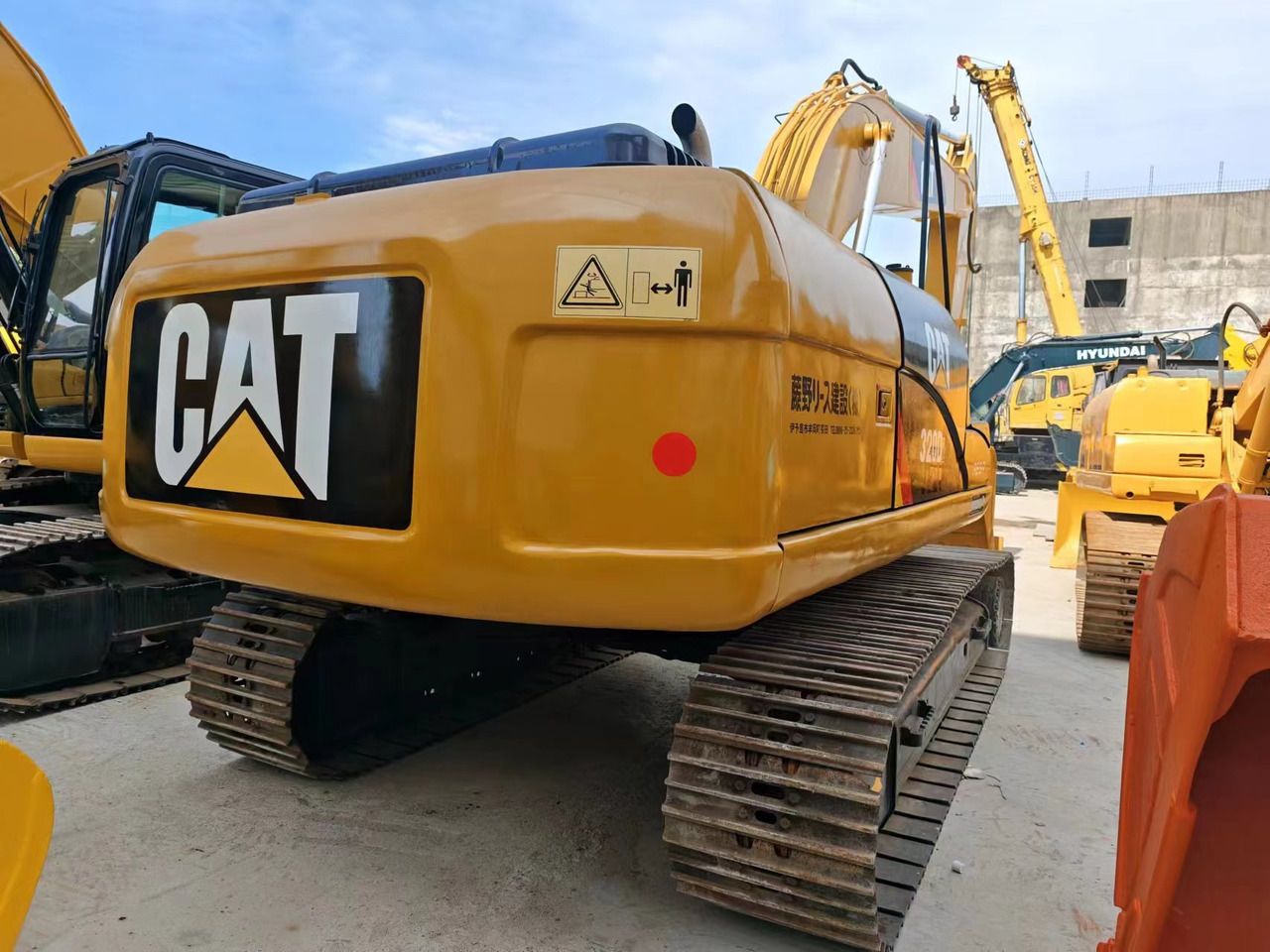 2019 Caterpillar 320D2 Crawler Excavator