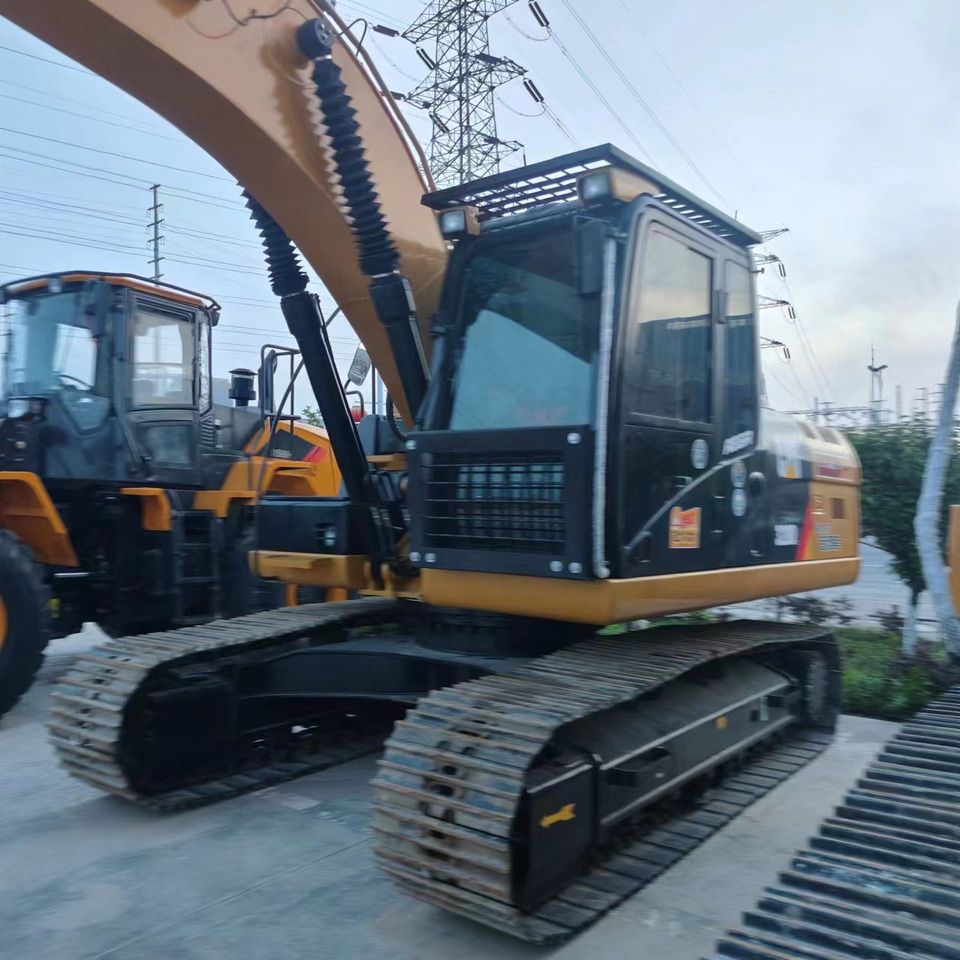 2025 Caterpillar 320D2 Crawler Excavator