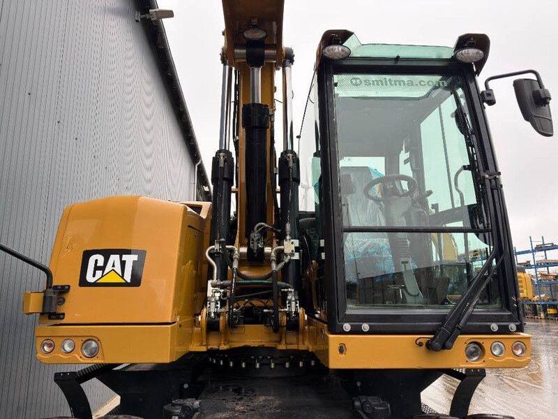 2015 Caterpillar M318F Wheel Excavator