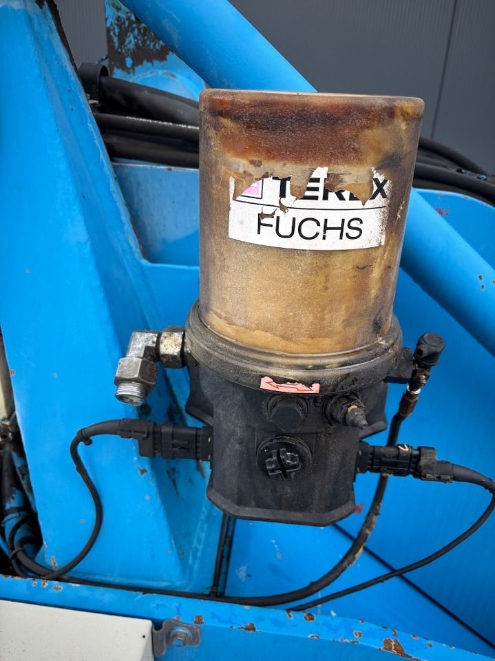 2002 Fuchs MHL331C Material Handler