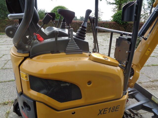 2021 XCMG XE18 Mini Excavator