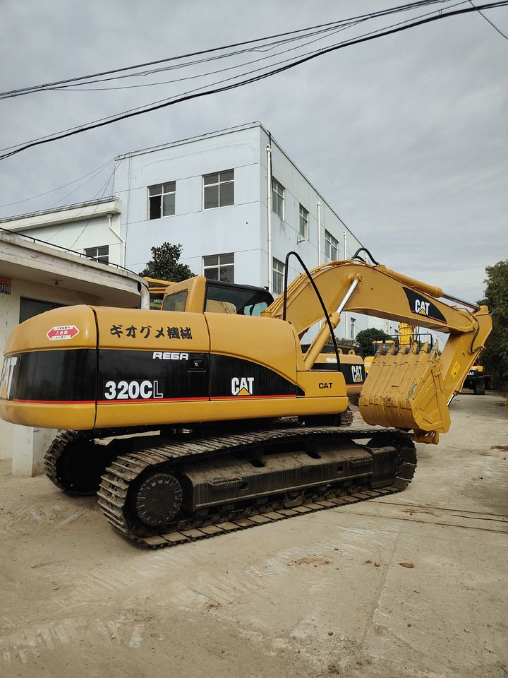Caterpillar 320CL Crawler Excavator