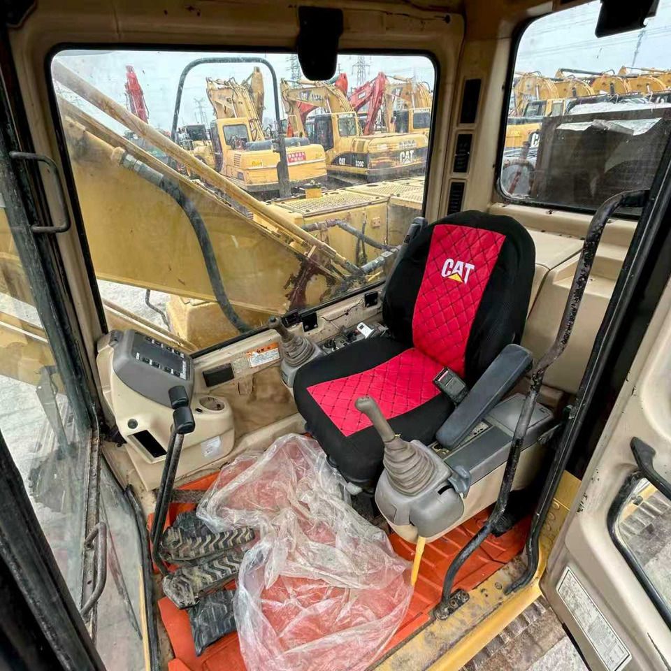 2000 Caterpillar 320B Crawler Excavator