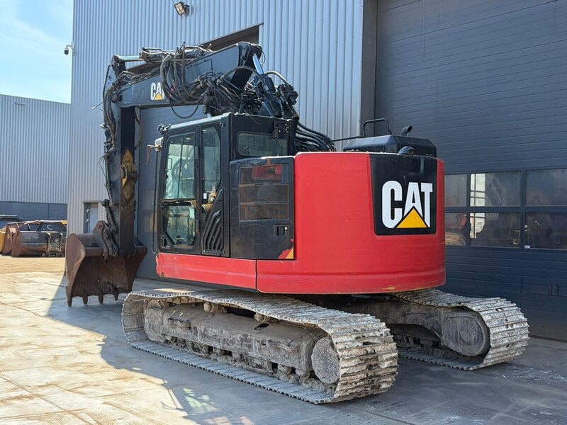 2018 Caterpillar 325FL Crawler Excavator