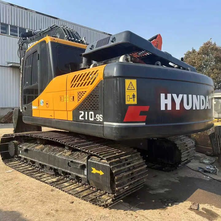 2010 Hyundai HUNDAI210W-9 Escavatore cingolato