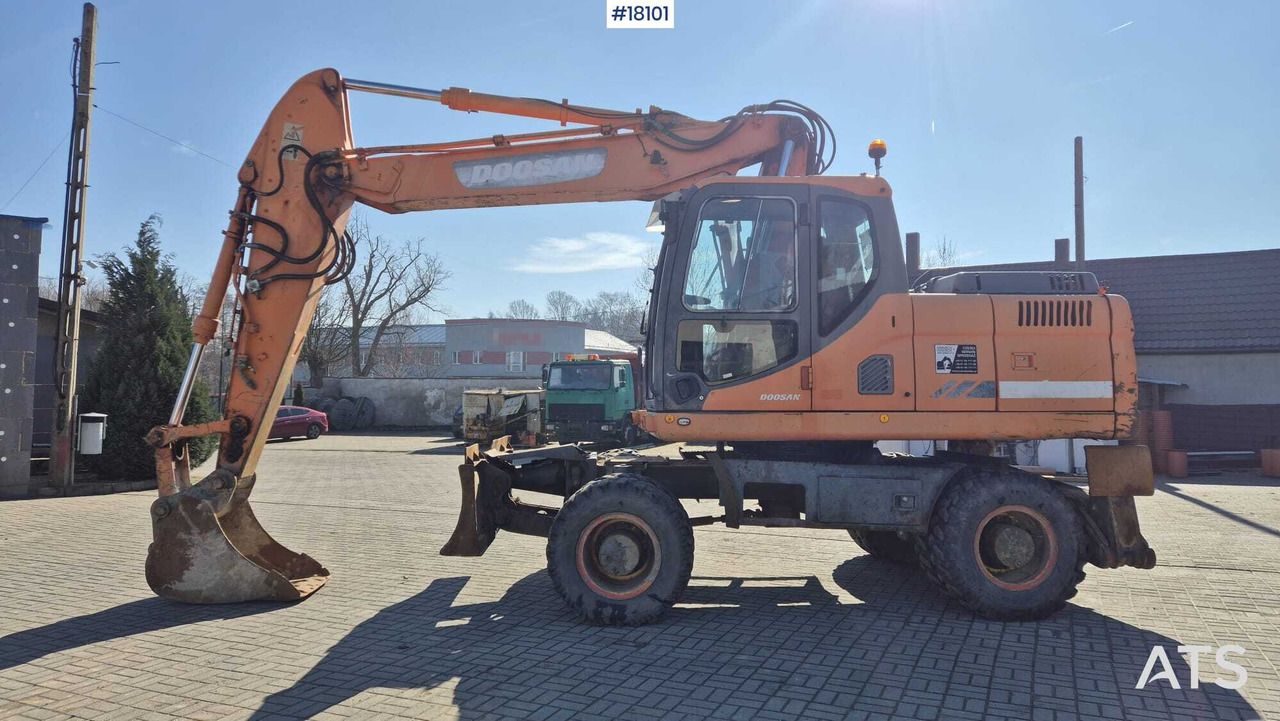 2010 Doosan DX190W Wheel Excavator