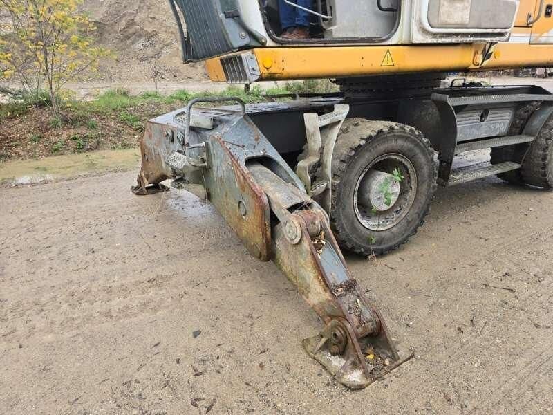 2012 Liebherr A904 C Material Handler
