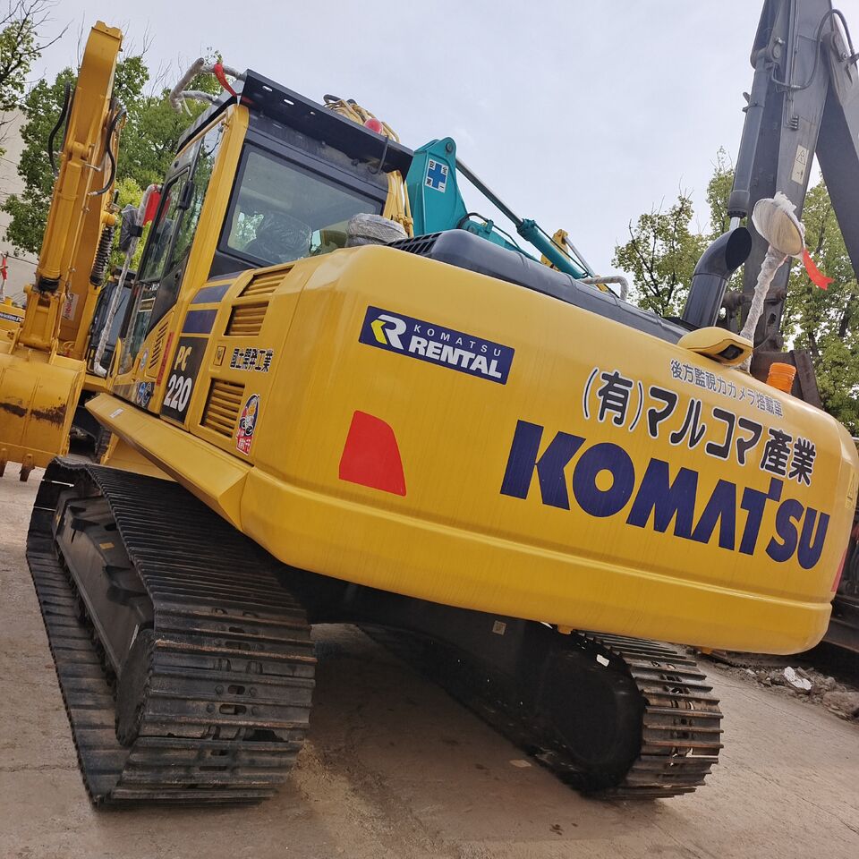 2024 Komatsu PC220-8 Crawler Excavator