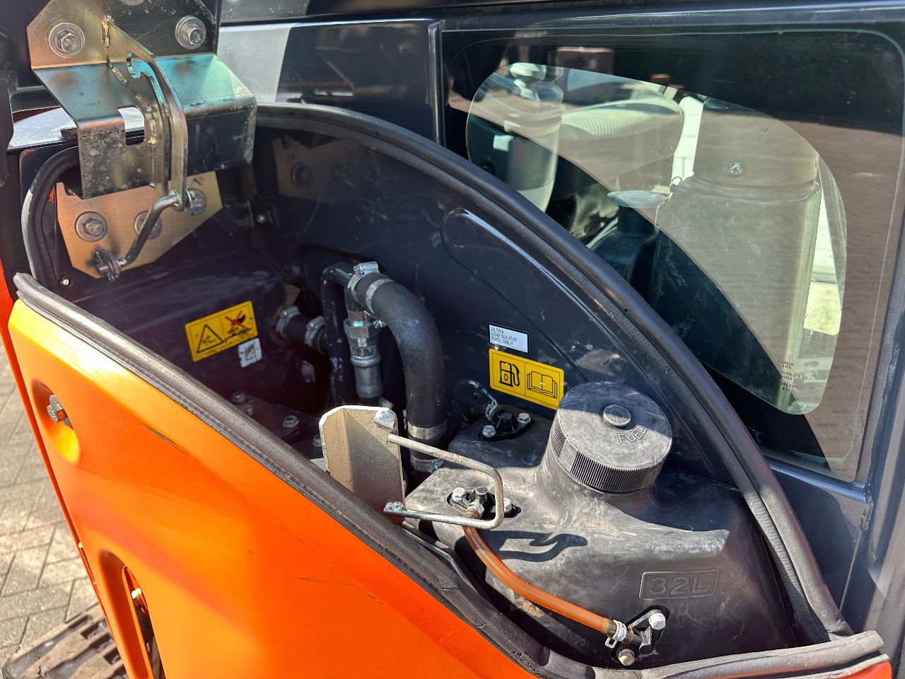 Hitachi ZX26U-6CR Mini Excavator