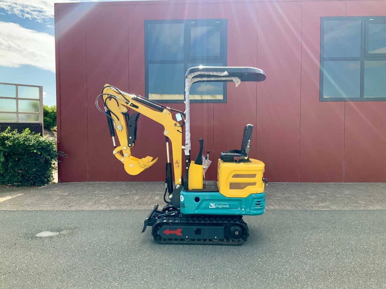 2025 Digswift DS13G Mini Excavator