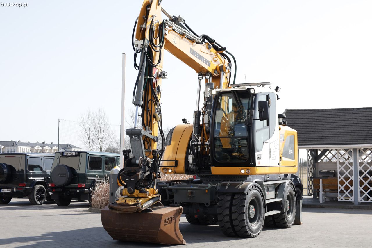 2017 Liebherr A914 LITRONIC Wheel Excavator