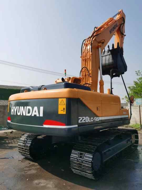 2021 Hyundai R220-9S Crawler Excavator