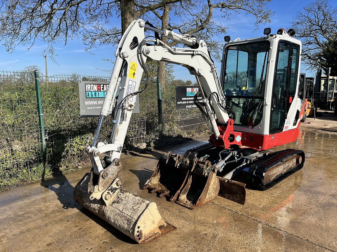 2020 Takeuchi TB225 Mini Excavator