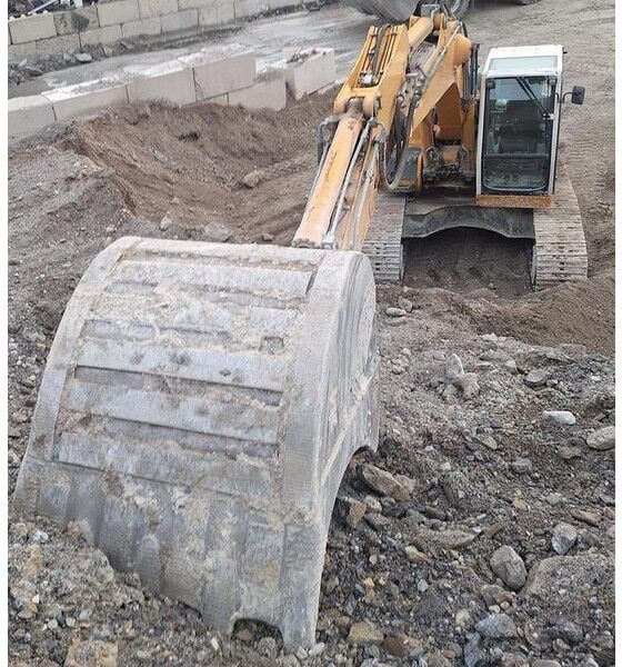 2008 Liebherr R924C HD-SL Crawler Excavator