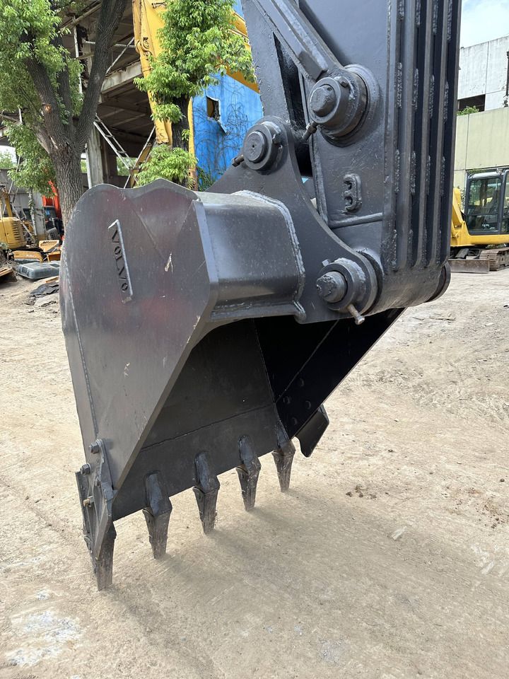 2022 Volvo EC210 Crawler Excavator