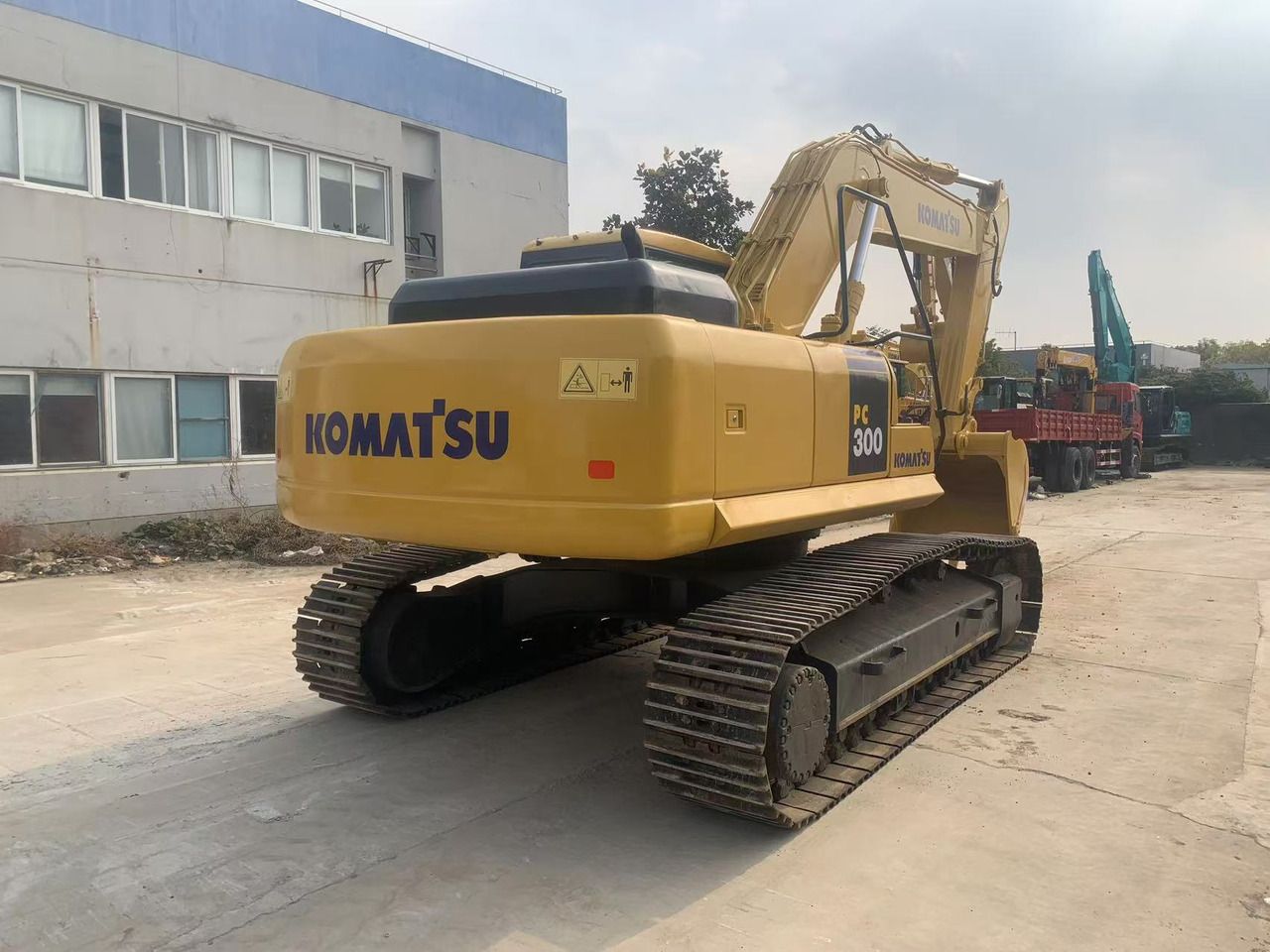 2022 Komatsu PC300-7 Crawler Excavator