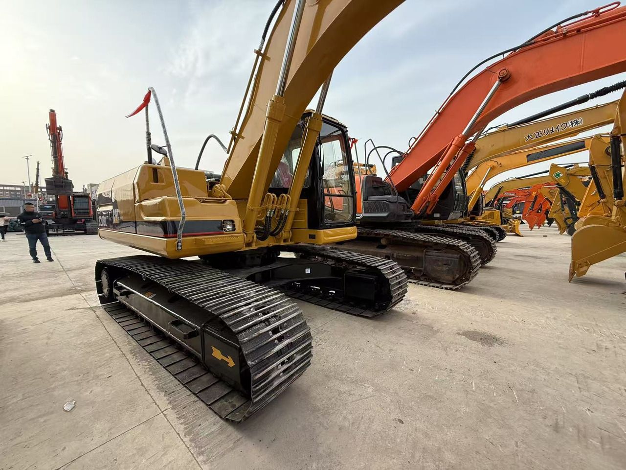 2013 Caterpillar 320B Crawler Excavator