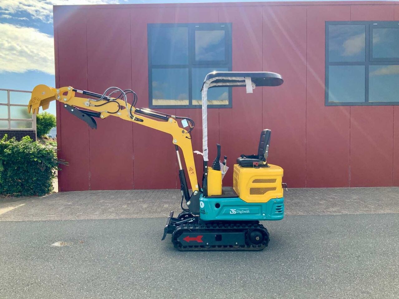 2025 Digswift DS13G Mini Excavator