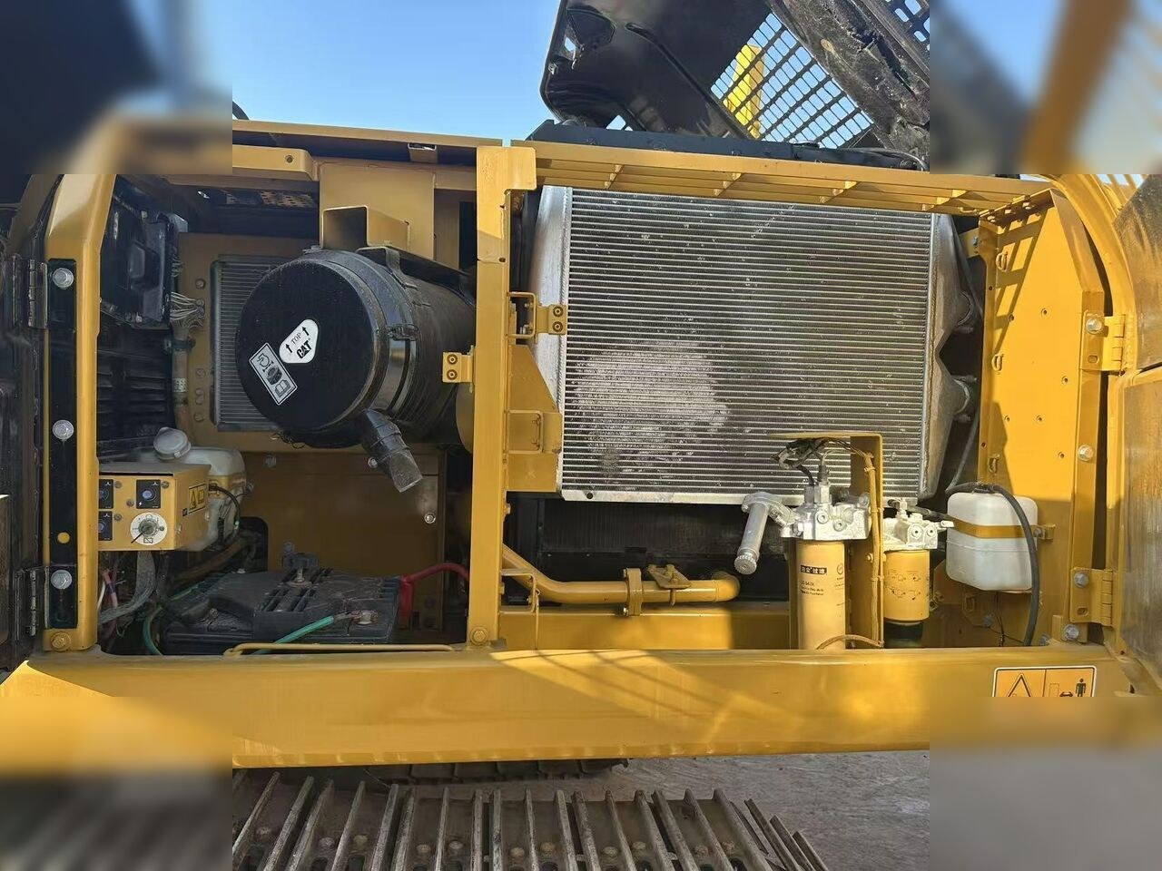 2024 Caterpillar 325D Crawler Excavator